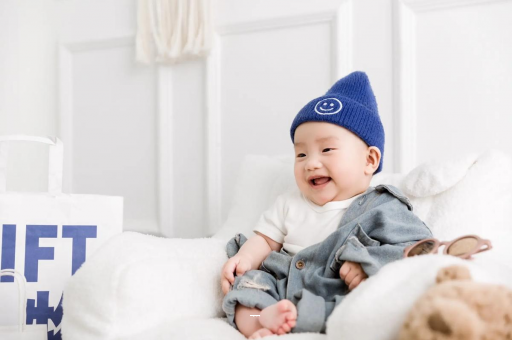 广州宝宝吃奶蹬腿烦躁扭动 广州宝宝吃奶蹬腿烦躁扭动